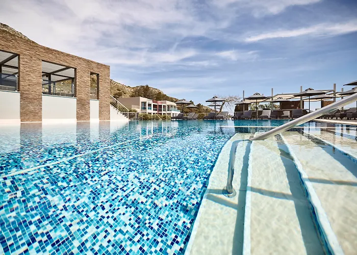 Rezort Michelangelo &