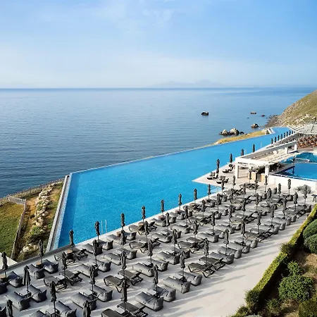 אתר נופש Michelangelo & 5*