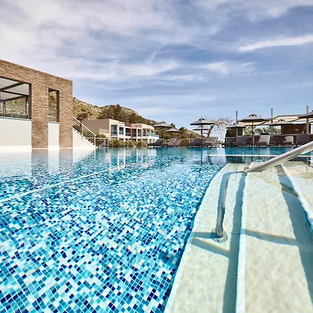 אתר נופש Michelangelo &