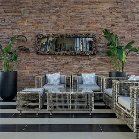 אתר נופש Michelangelo &