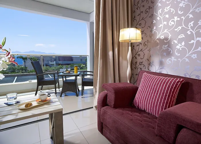 Semesteranläggning (resort) Michelangelo & 5*